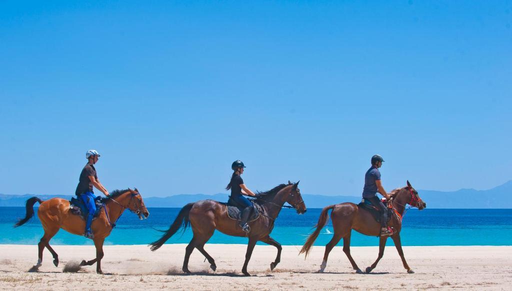 כלקידיקי Antigoni Seaside Resort מראה חיצוני תמונה